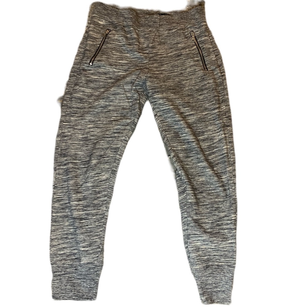 New Gap women’s joggers size medium